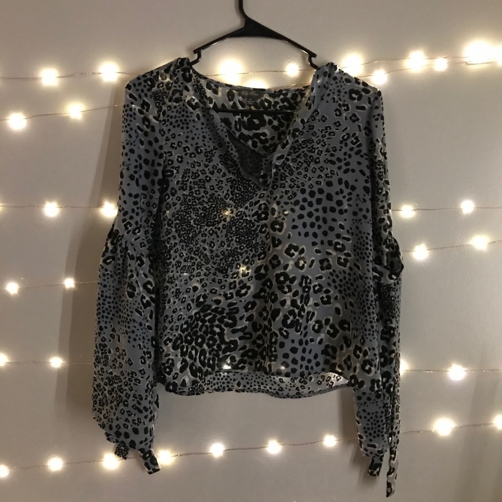 Woman's blouse